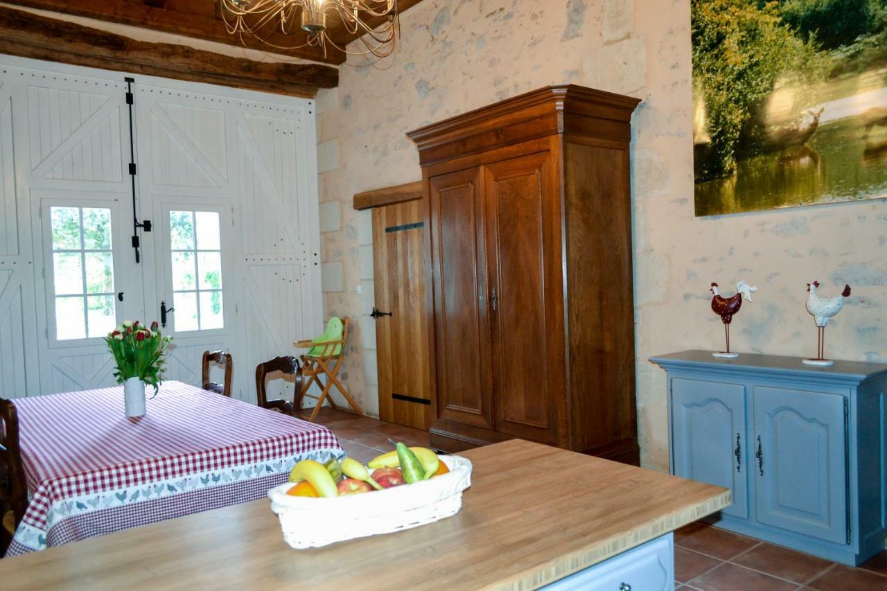 Mauzé-Thouarsais Le Domaine Des Bois Bed & Breakfast エクステリア 写真