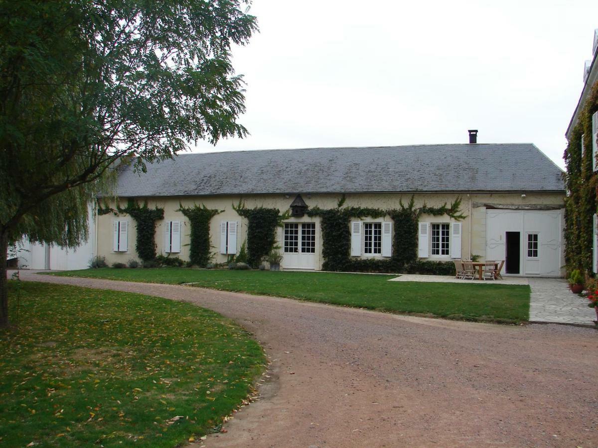 Mauzé-Thouarsais Le Domaine Des Bois Bed & Breakfast エクステリア 写真