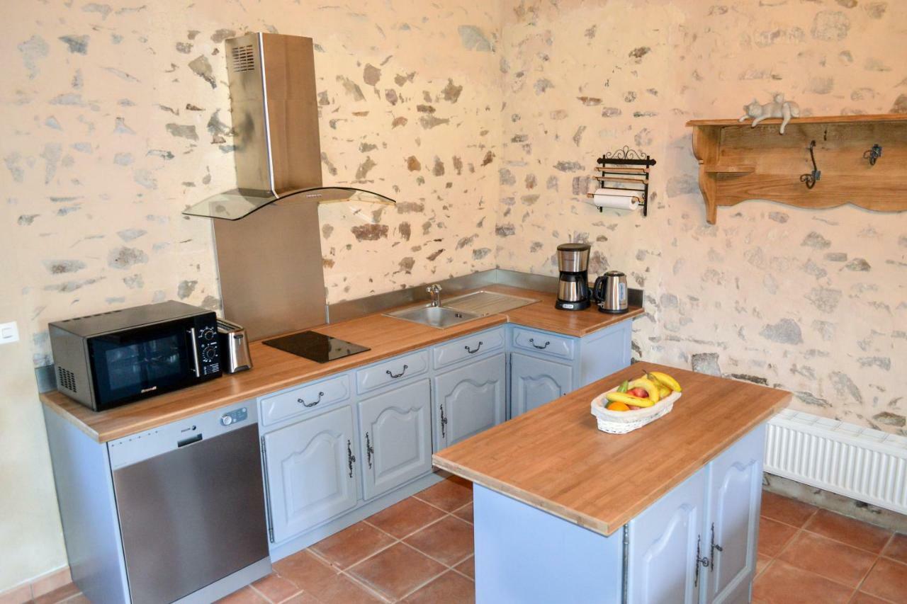 Mauzé-Thouarsais Le Domaine Des Bois Bed & Breakfast エクステリア 写真